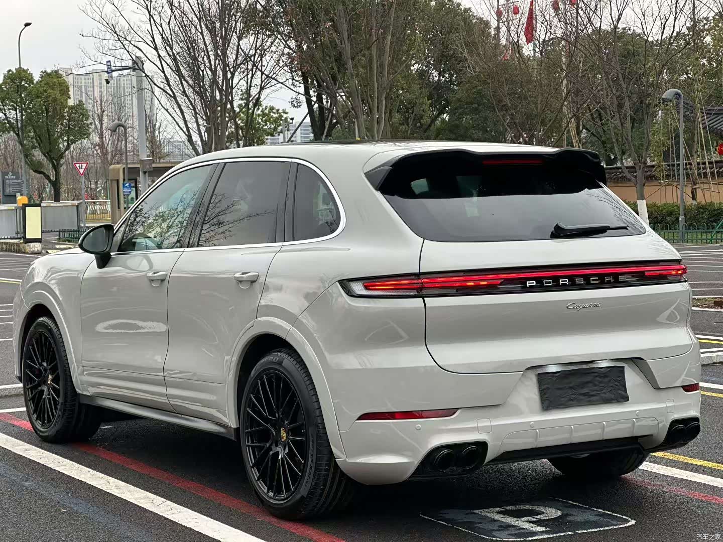 Porsche Cayenne, 2016 7