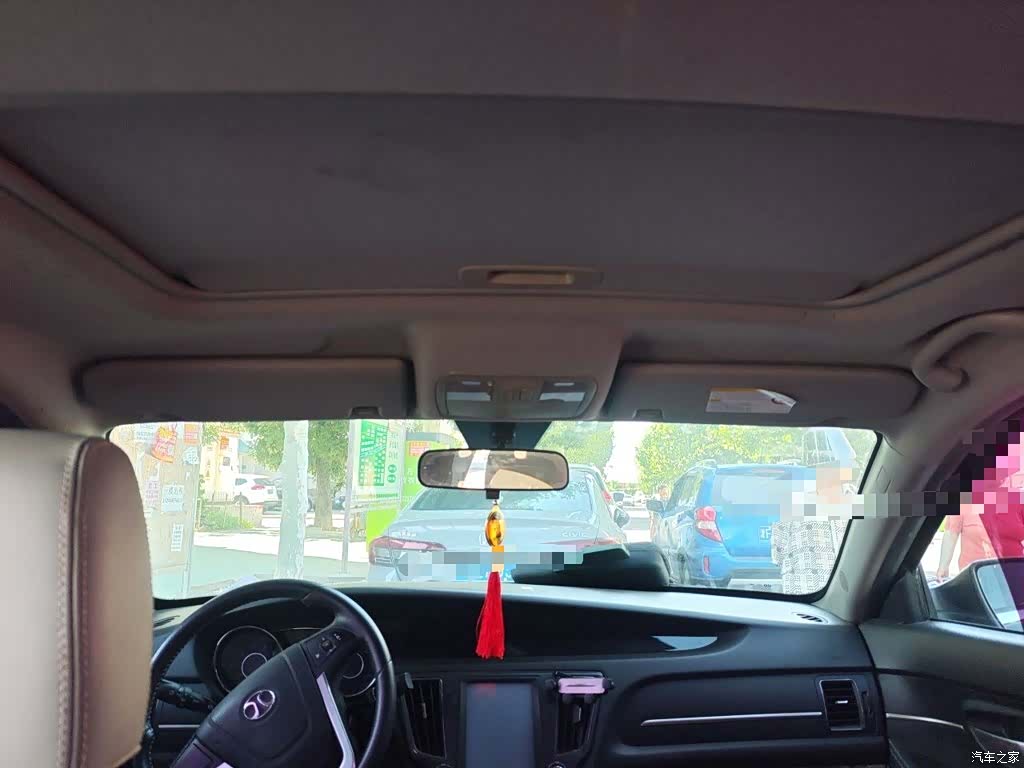 BAIC D50, 2015 15