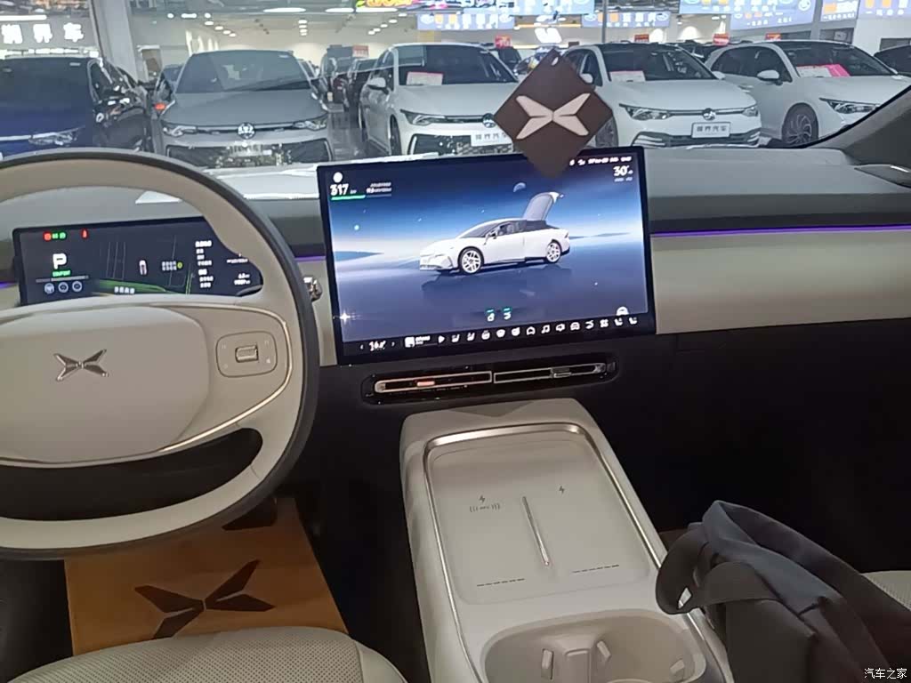 Xpeng P7, 2025 13