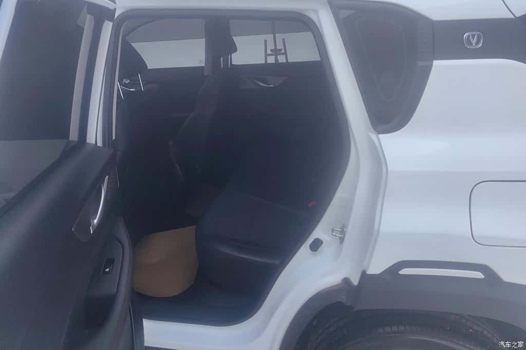 Changan CS35, 2025 11