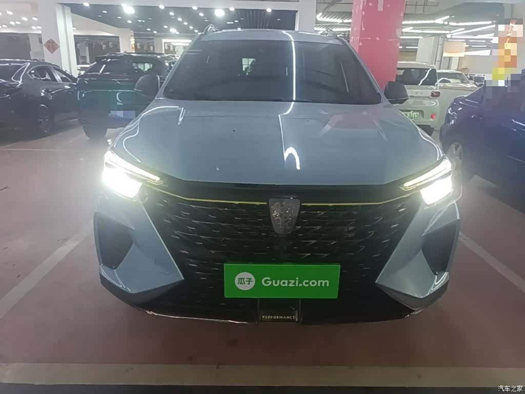 Roewe RX5, 2021 3