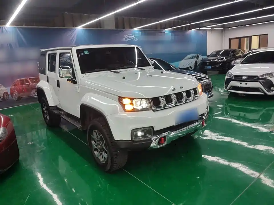 Beijing BJ40