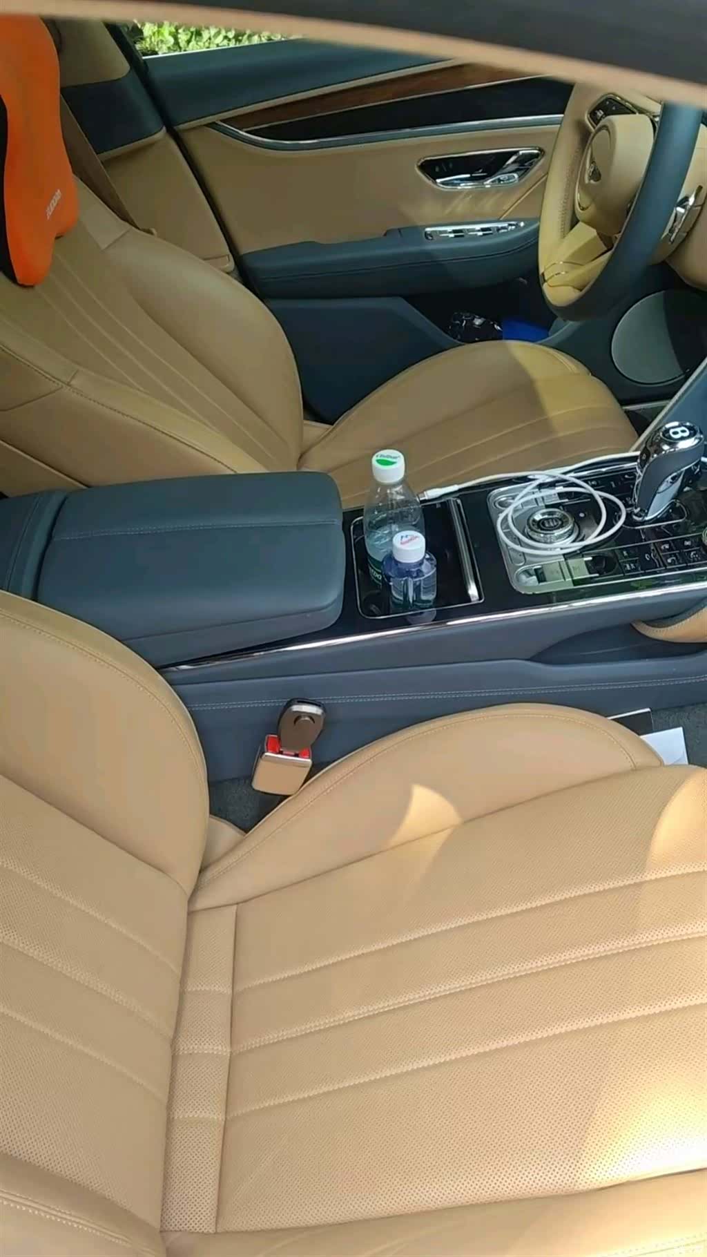 Bentley Flying Spur, 2024 все фото