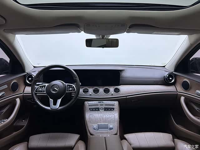 Mercedes-Benz E-Class, 2019 9