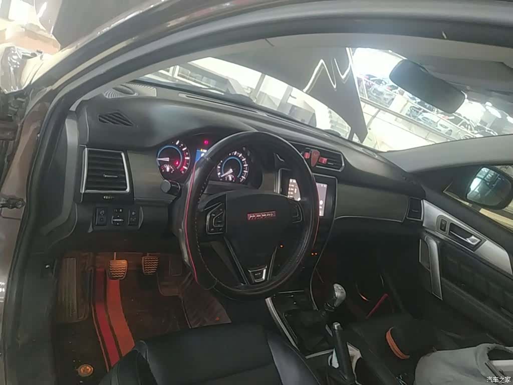 Haval H2, 2015 10