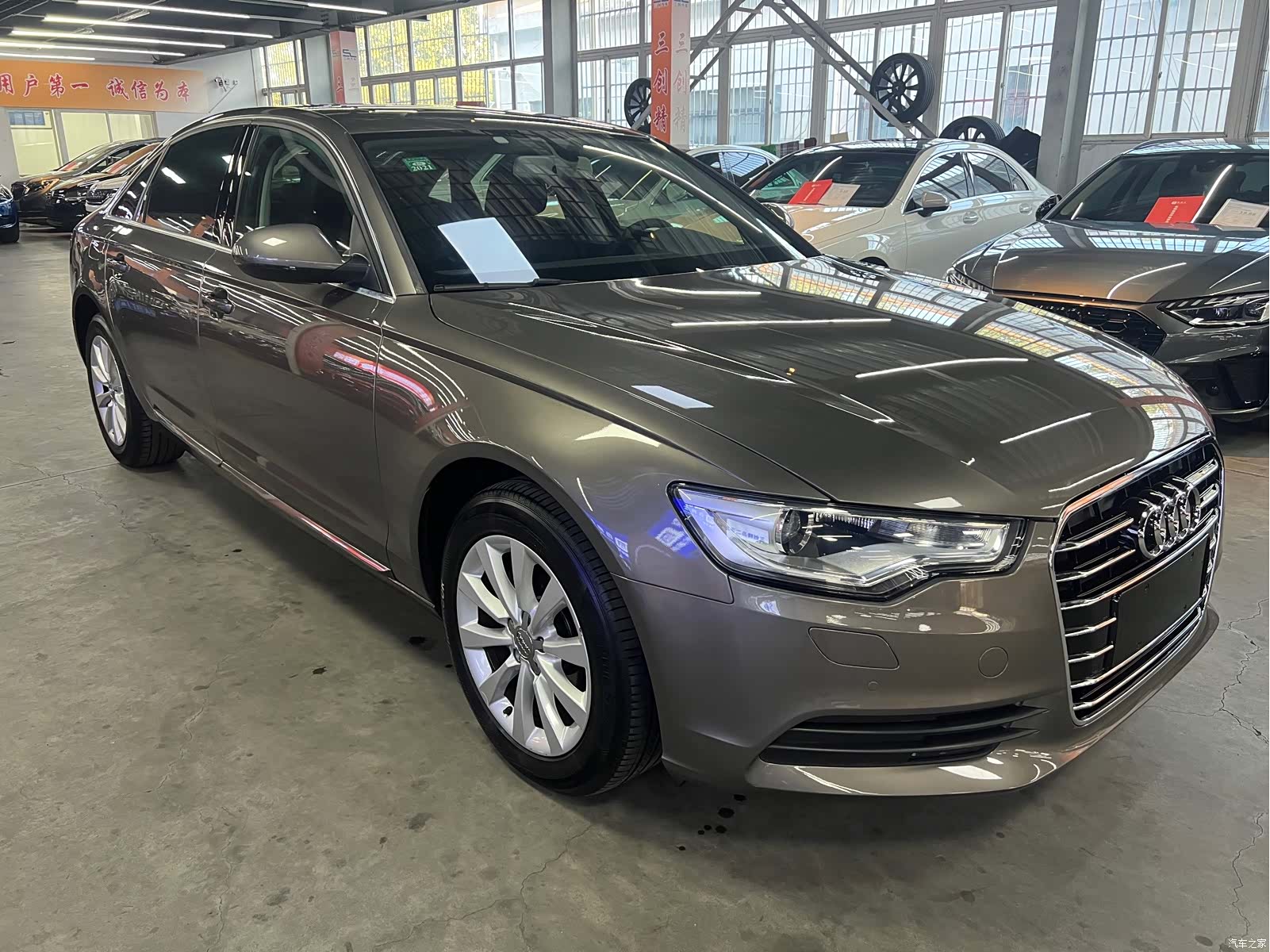 Audi A6L, 2015 3