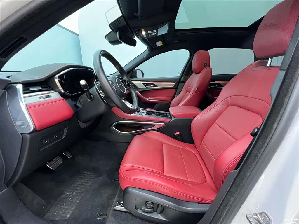 Jaguar F-PACE, 2023 19