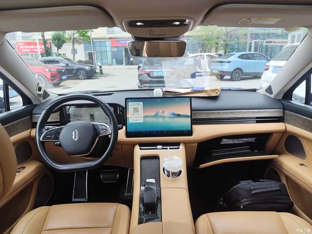 AITO M5, 2023 все фото
