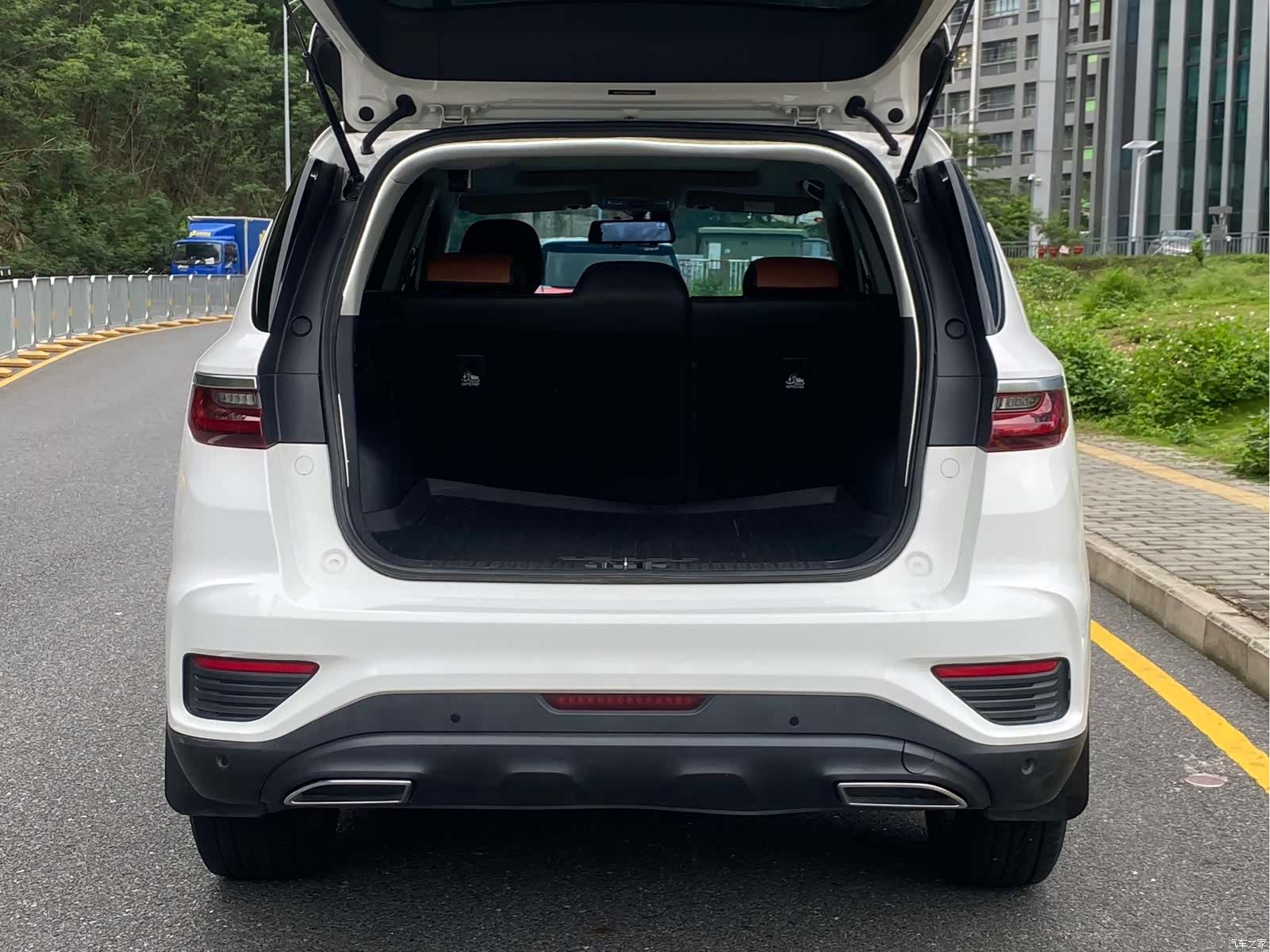 Geely X6, 2019 18