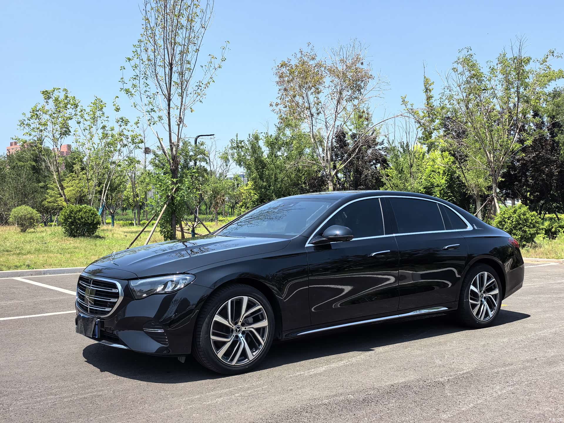 Mercedes-Benz E-Class, 2024 1