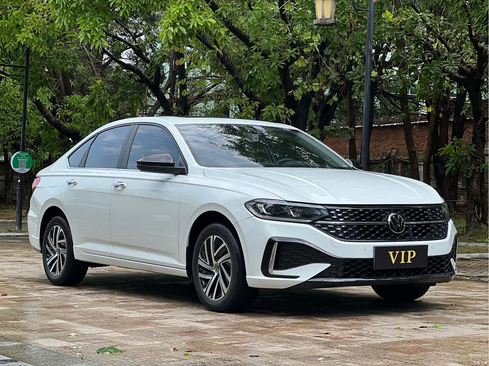 Volkswagen Lavida, 2025 4