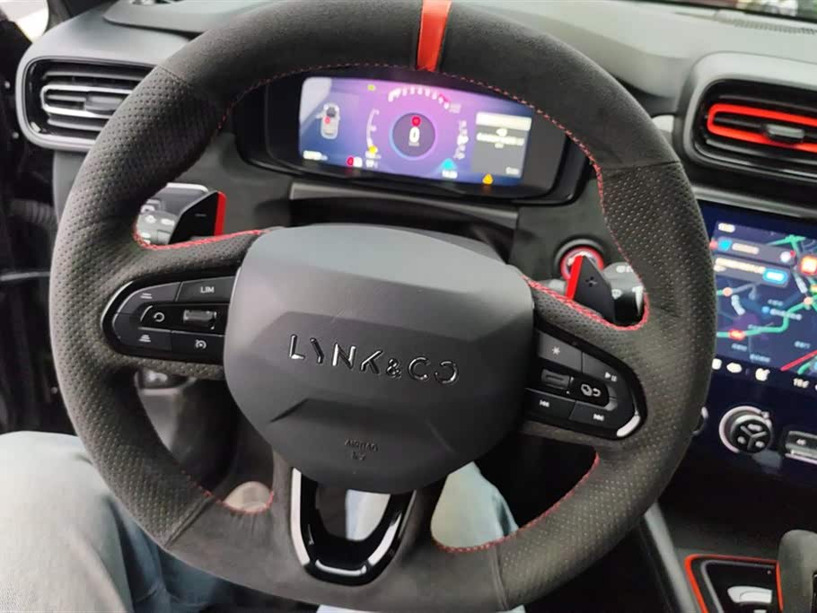 Lynk & Co 02 Hatchback