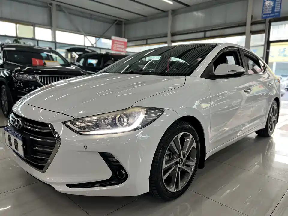 Hyundai Lead