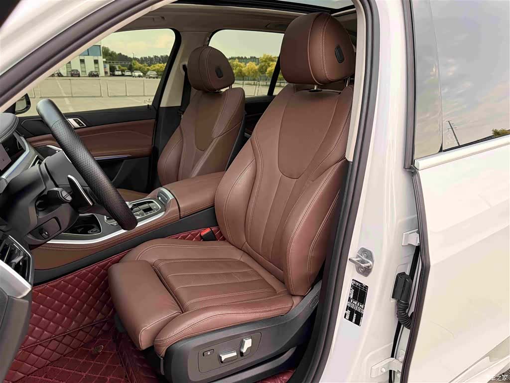 BMW X5, 2022 11