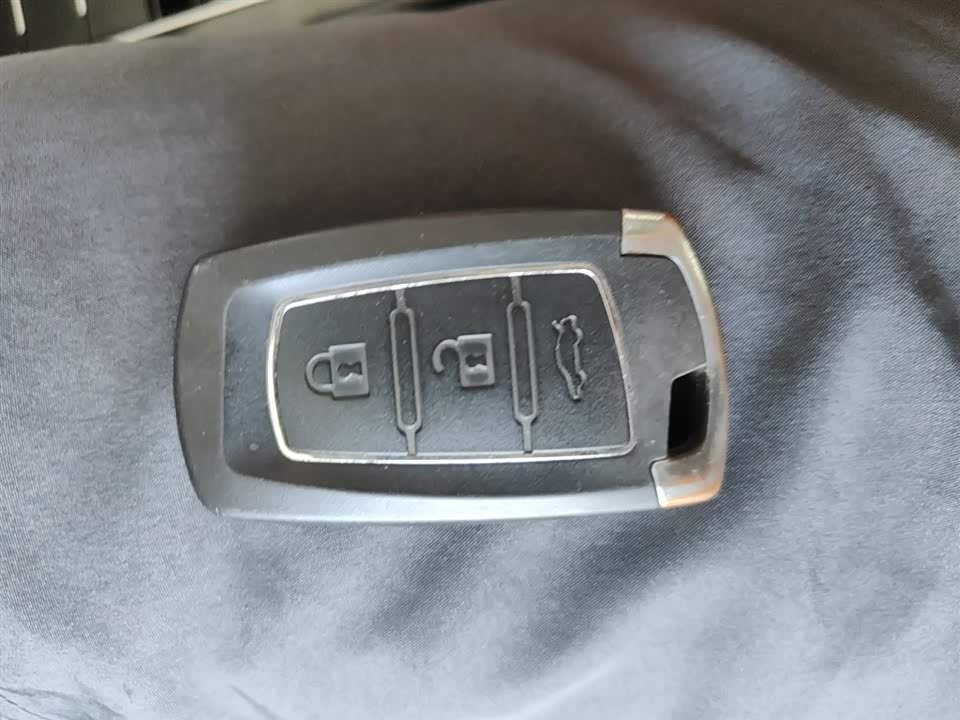 Forthing Popular T5 Forthing Popular T5