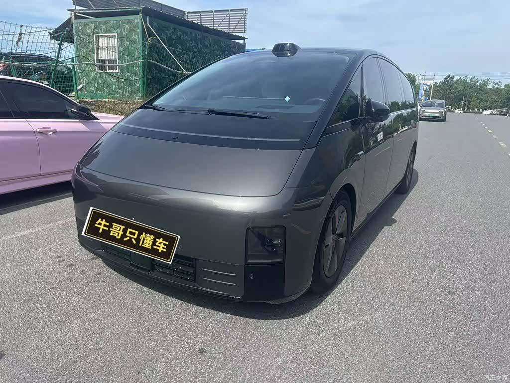 Li Auto MEGA, 2024 2