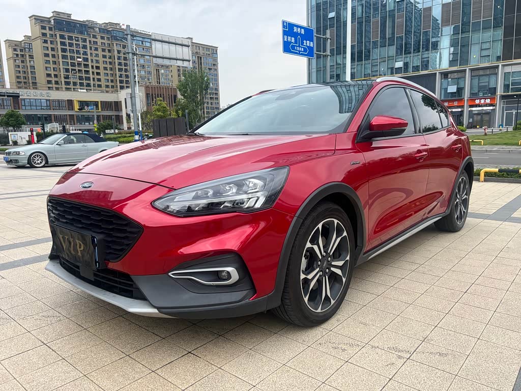 Ford FocusActive