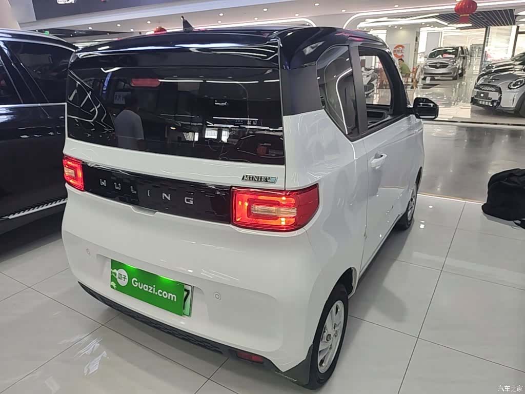 Wuling MINIEV, 2021 7