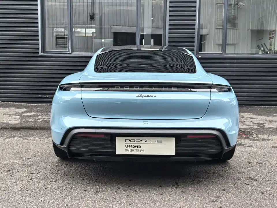 Porsche Taycan