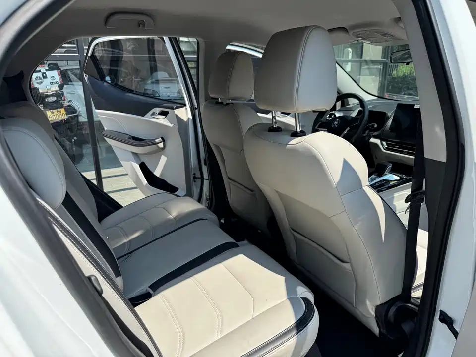 BYD Yuan Pro BYD Yuan Pro