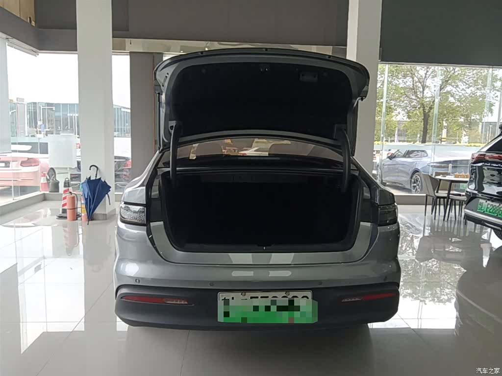 BYD Seal, 2025 19