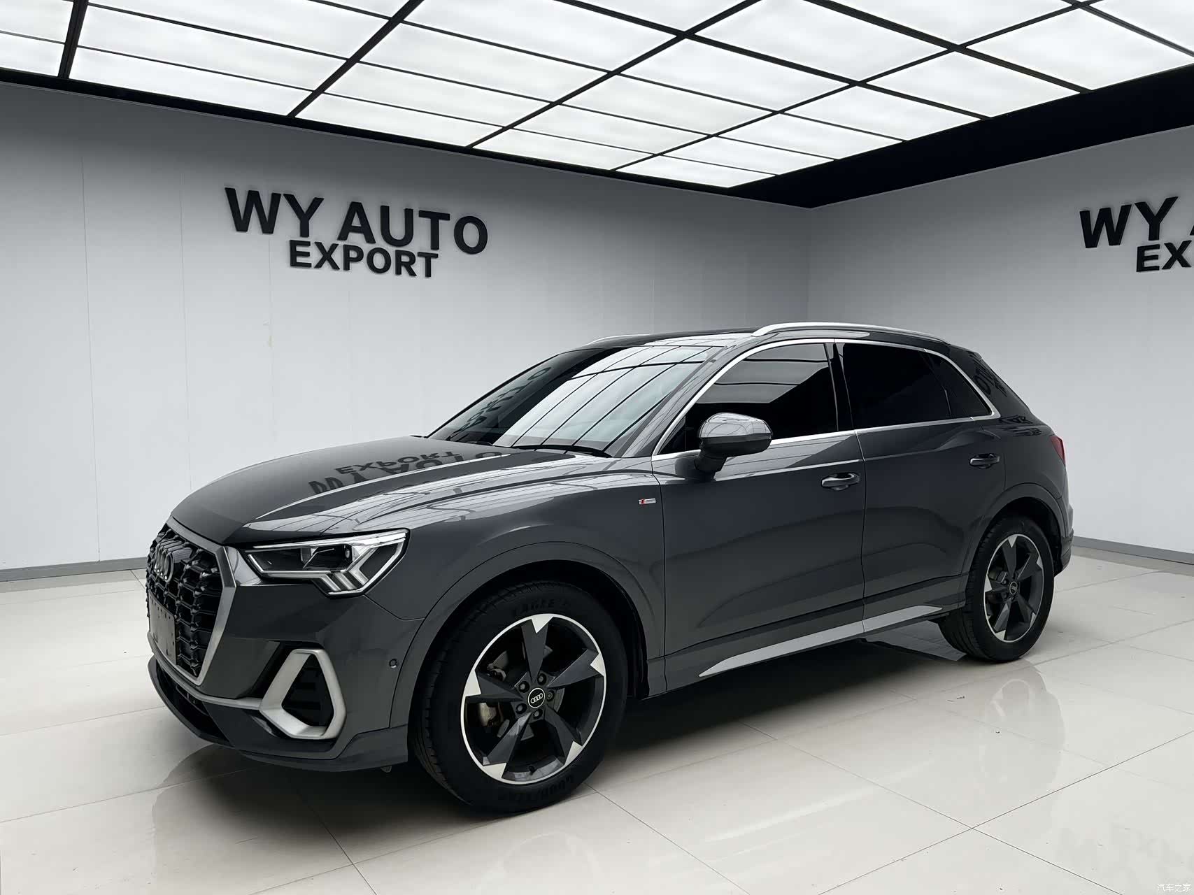 Audi Q3, 2022 1
