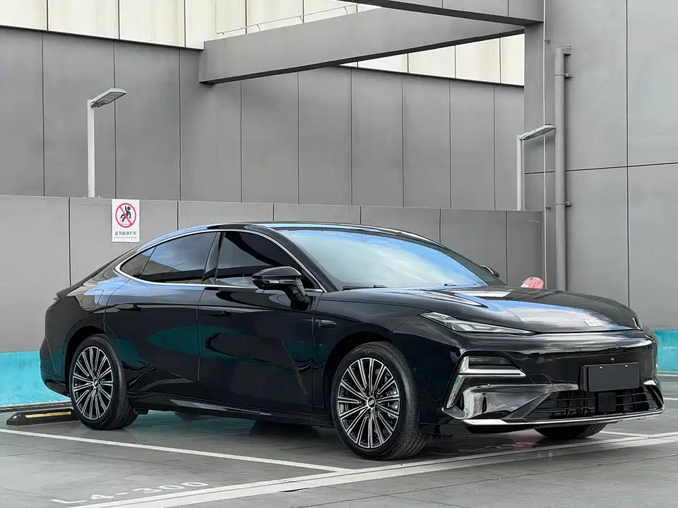 Geely Galaxy Galaxy Sparkle 8