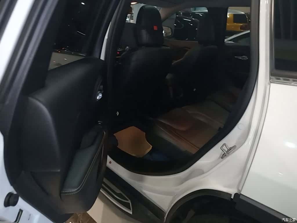 Jeep Cherokee, 2017 17