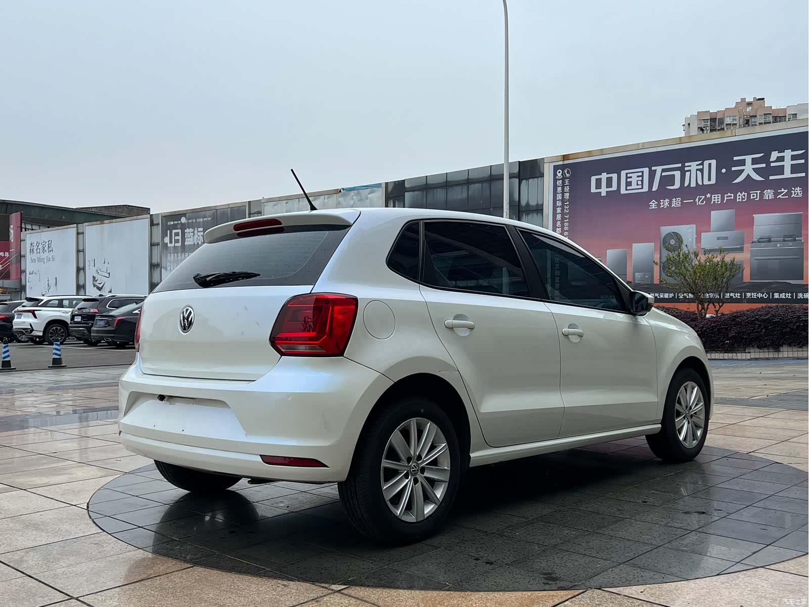 Volkswagen Polo, 2015 6