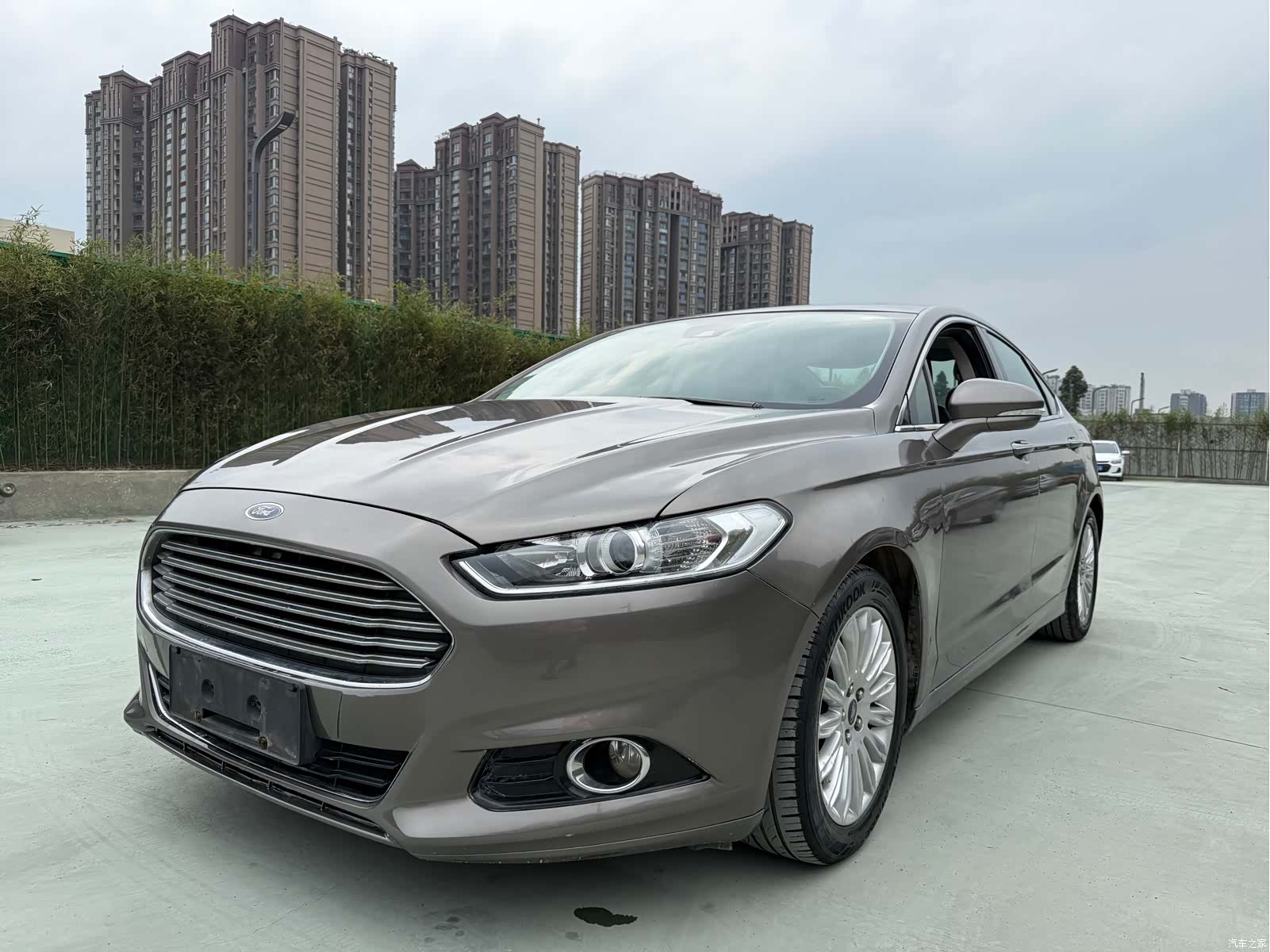 Ford Mondeo, 2015 1