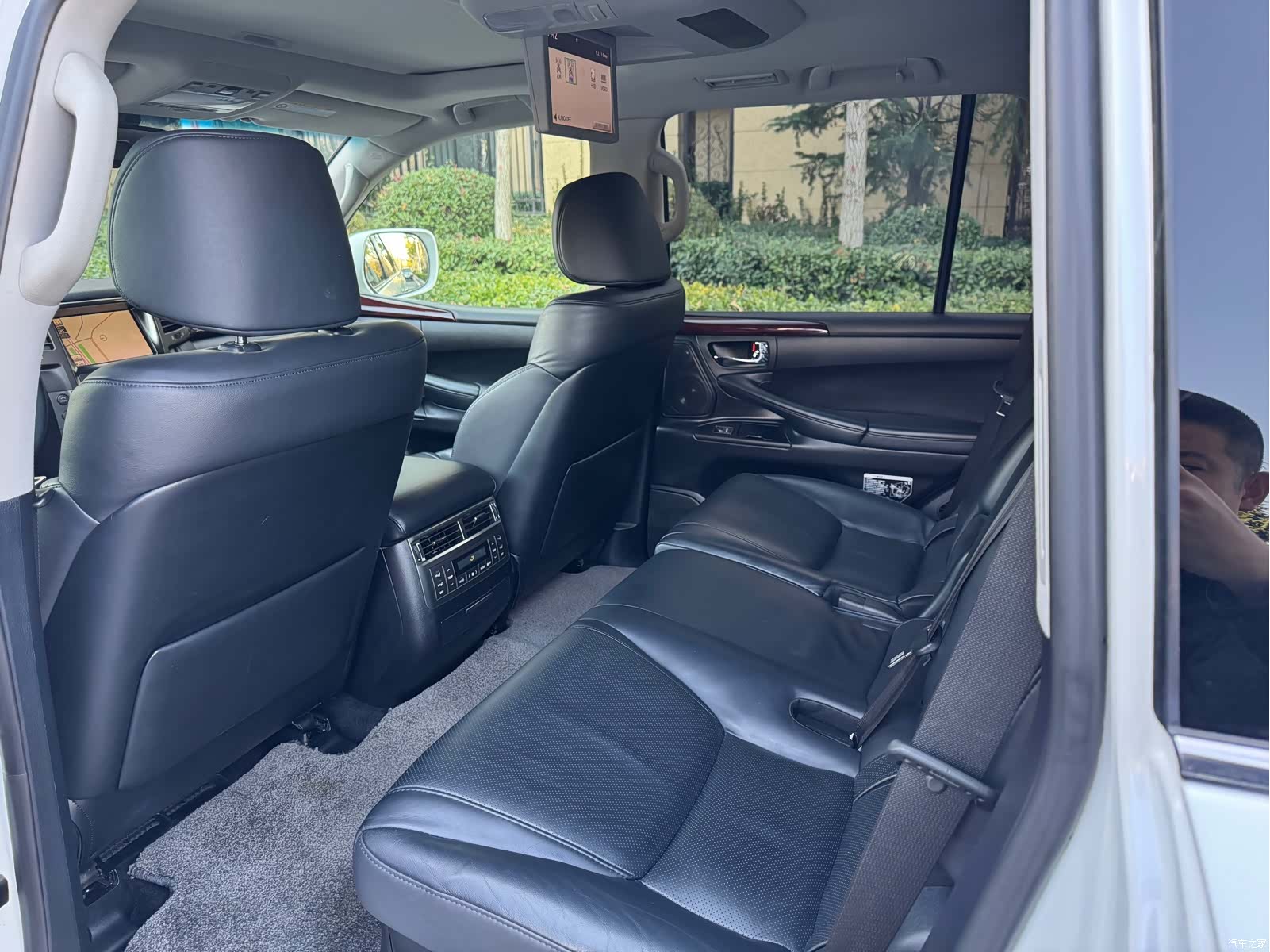 Lexus LX, 2012 все фото