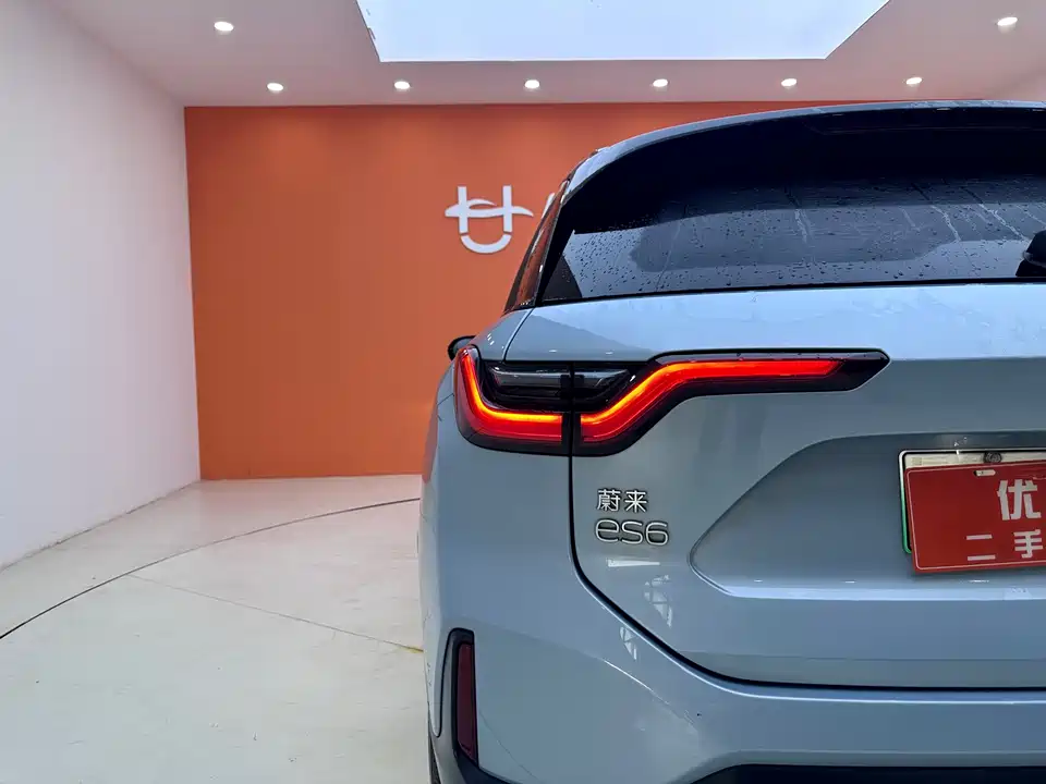 NIO ES6