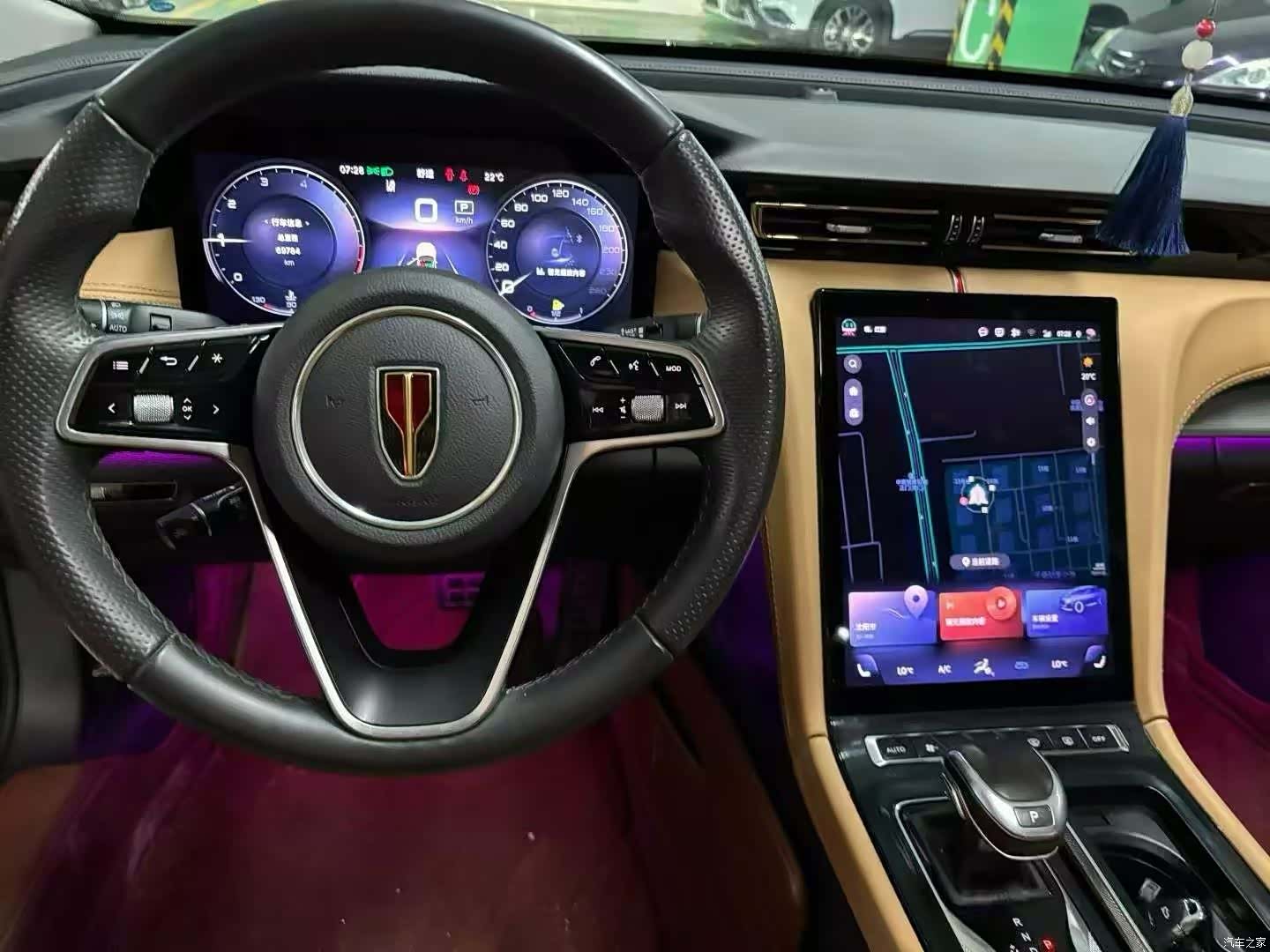 Hongqi H5, 2022 11