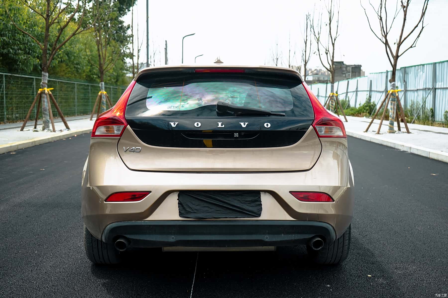 Volvo V40, 2016 4