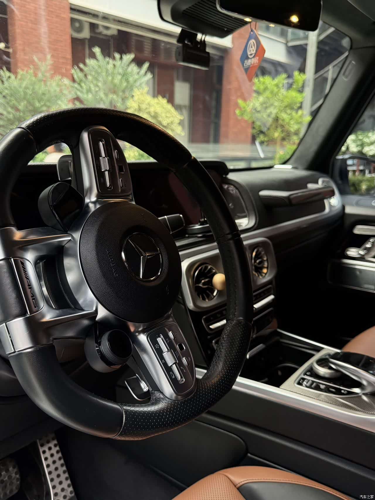 Mercedes-Benz G-Class, 2019 8