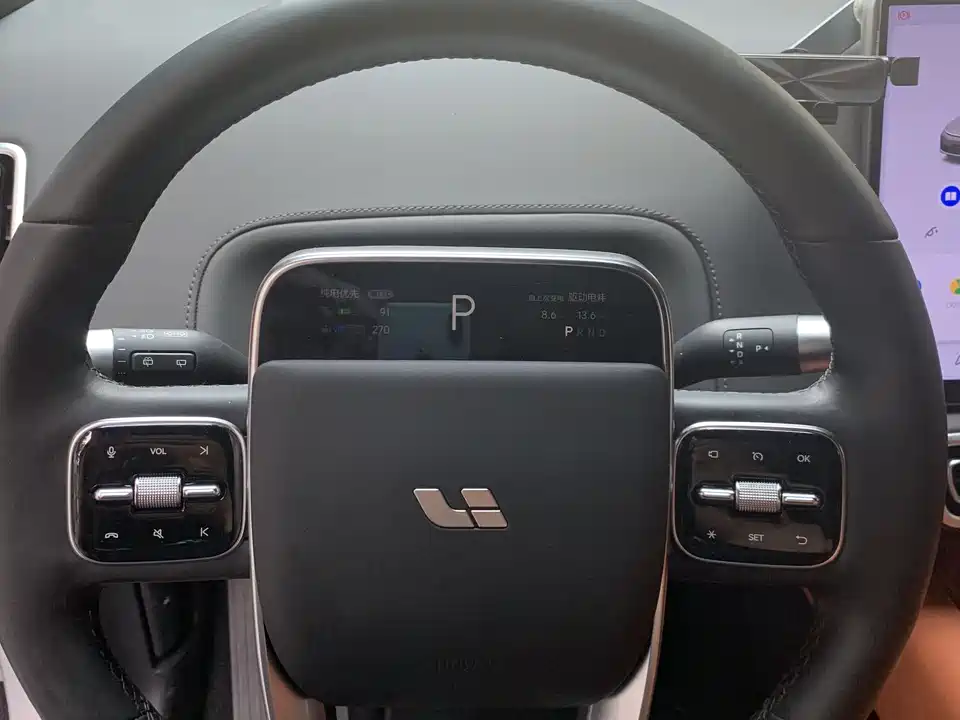 Li Auto Ideal L6