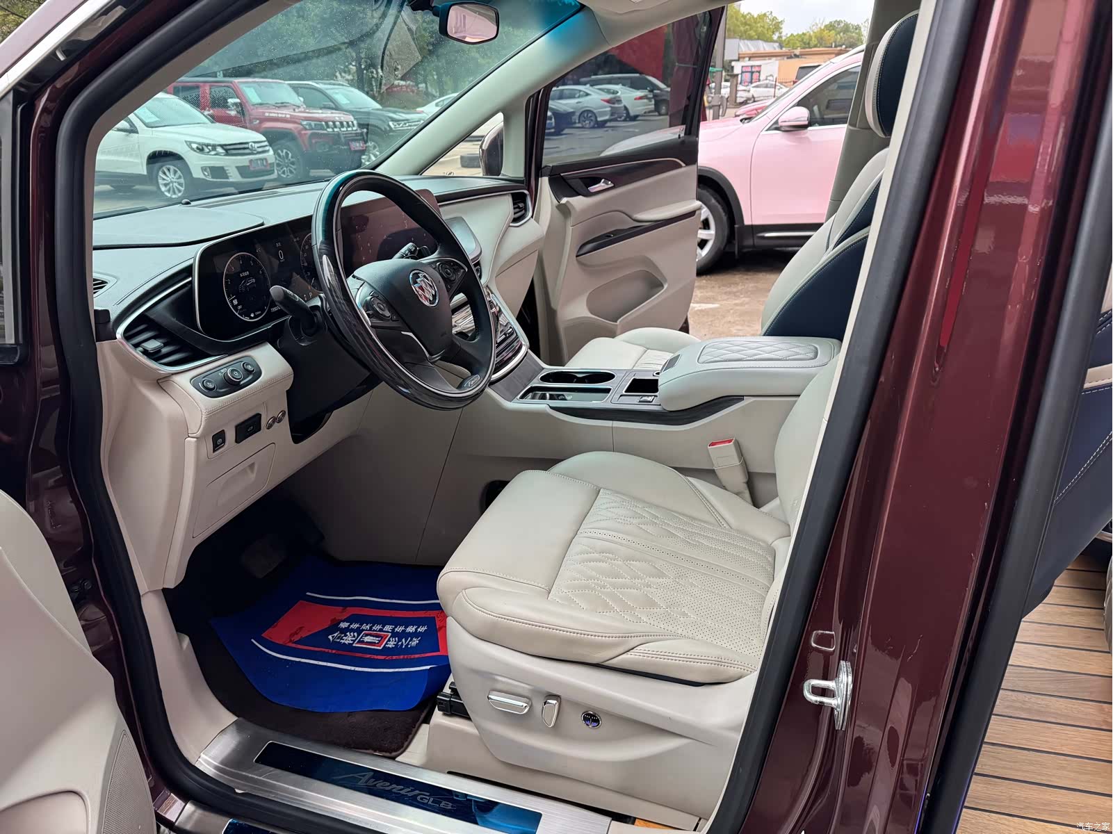 Buick GL8, 2022 10