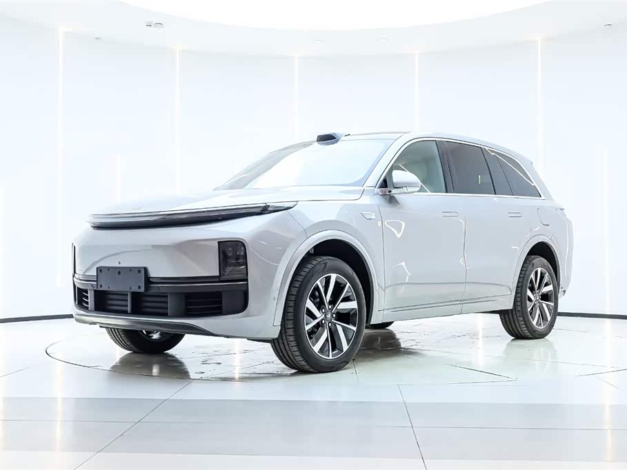 Li Auto Ideal L8