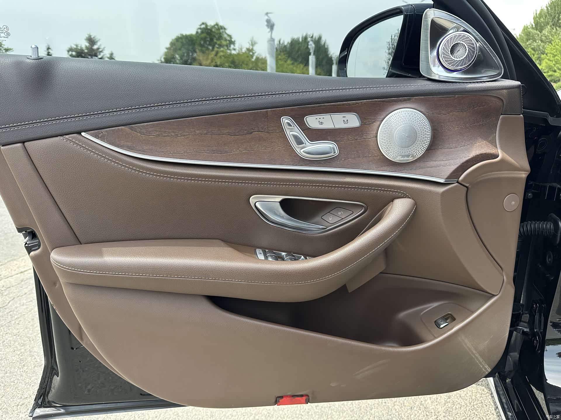 Mercedes-Benz E-Class, 2023 15