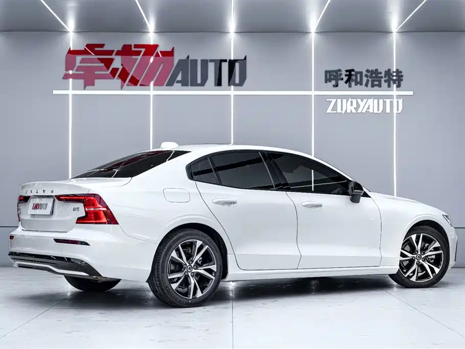 Volvo S60