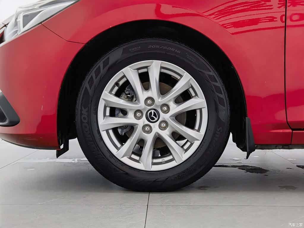 Mazda Mazda3, 2014 17