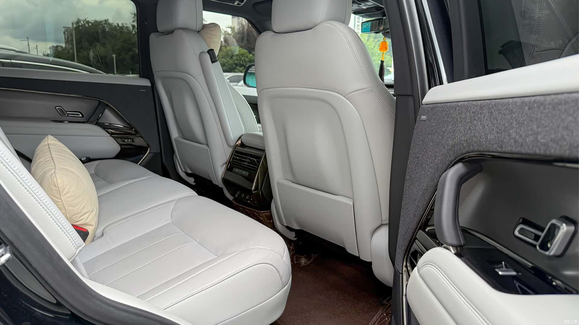 Land Rover Range Rover, 2023 10