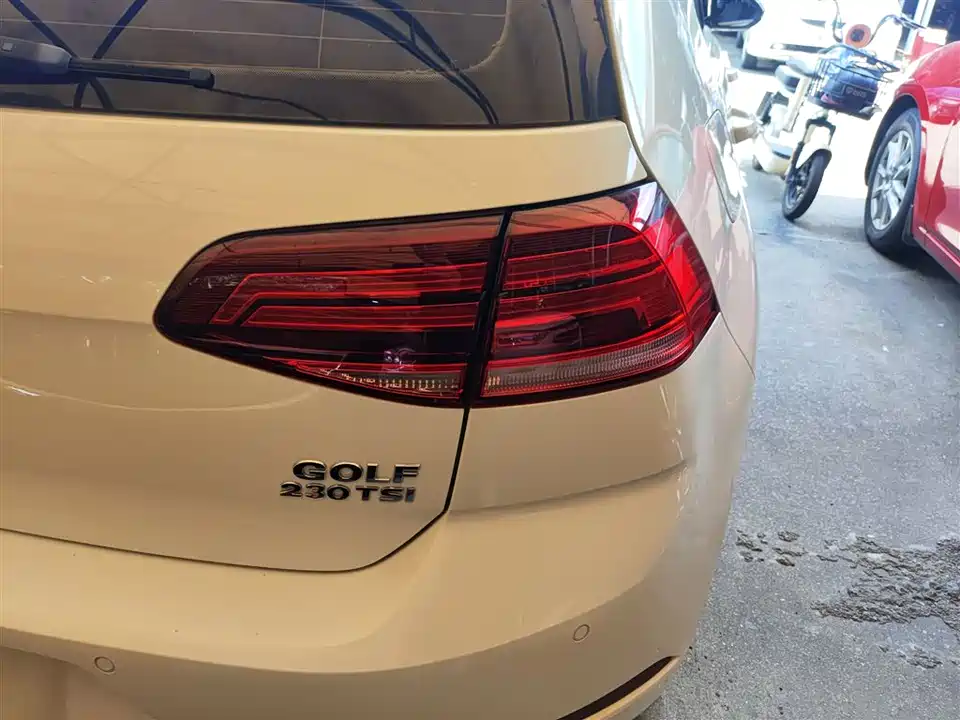 Volkswagen golf