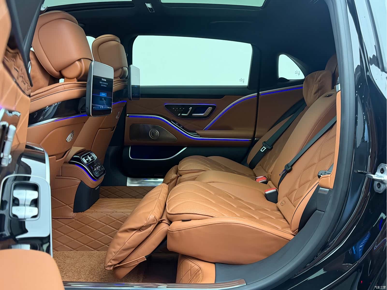 Maybach S-Class, 2024 13