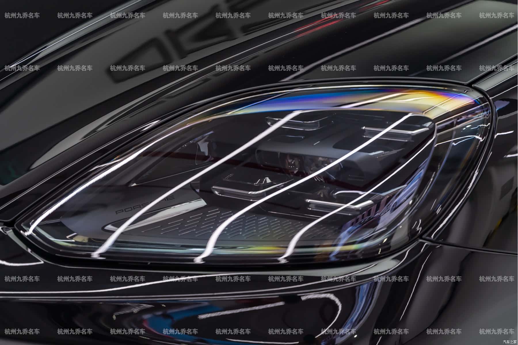 Porsche Cayenne, 2025 12