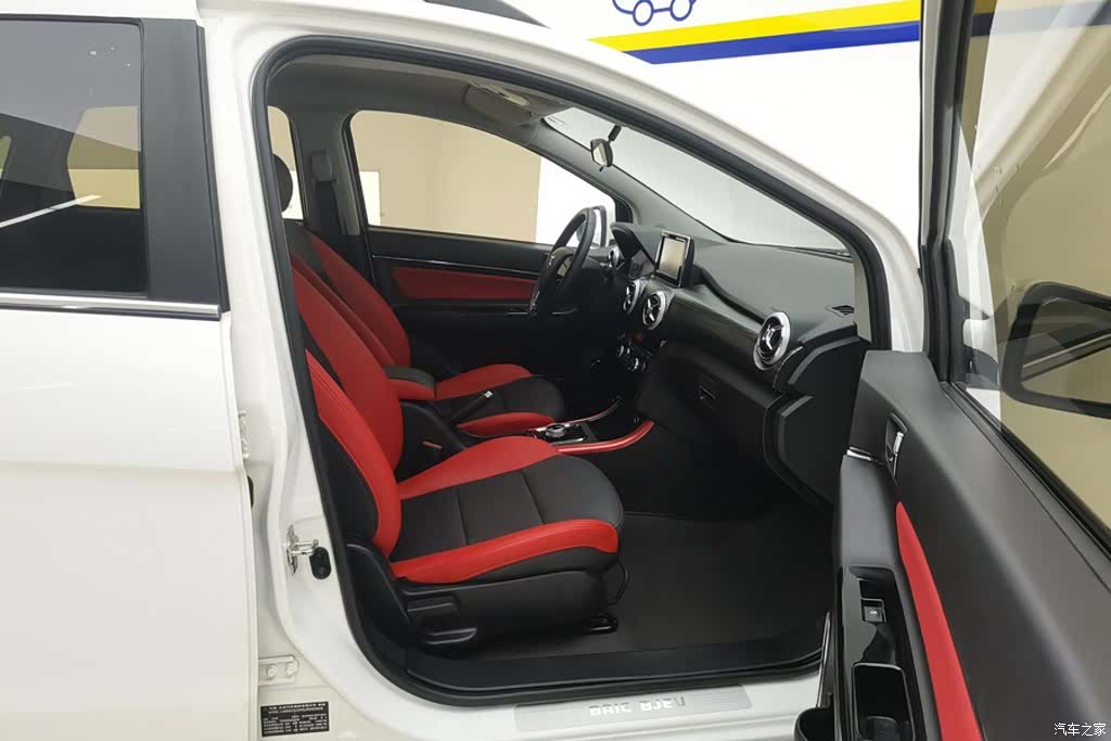 BAIC EX360, 2018 8
