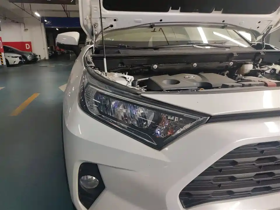 Toyota RAV4 Rongfang