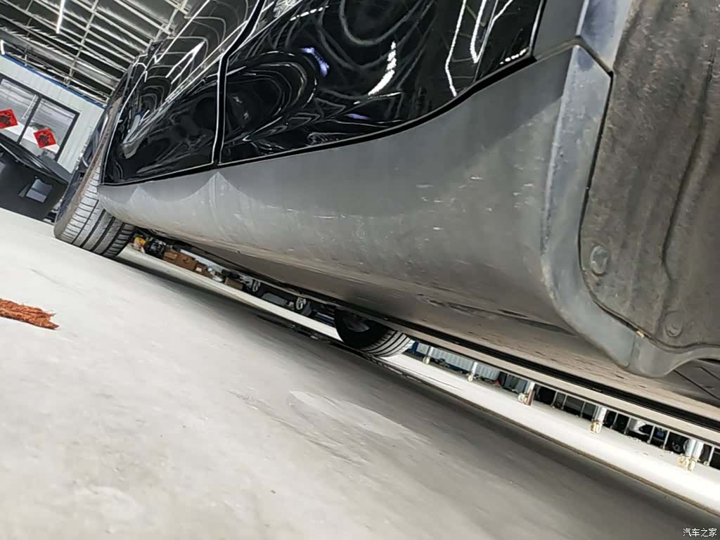 Tesla Model Y, 2023 21