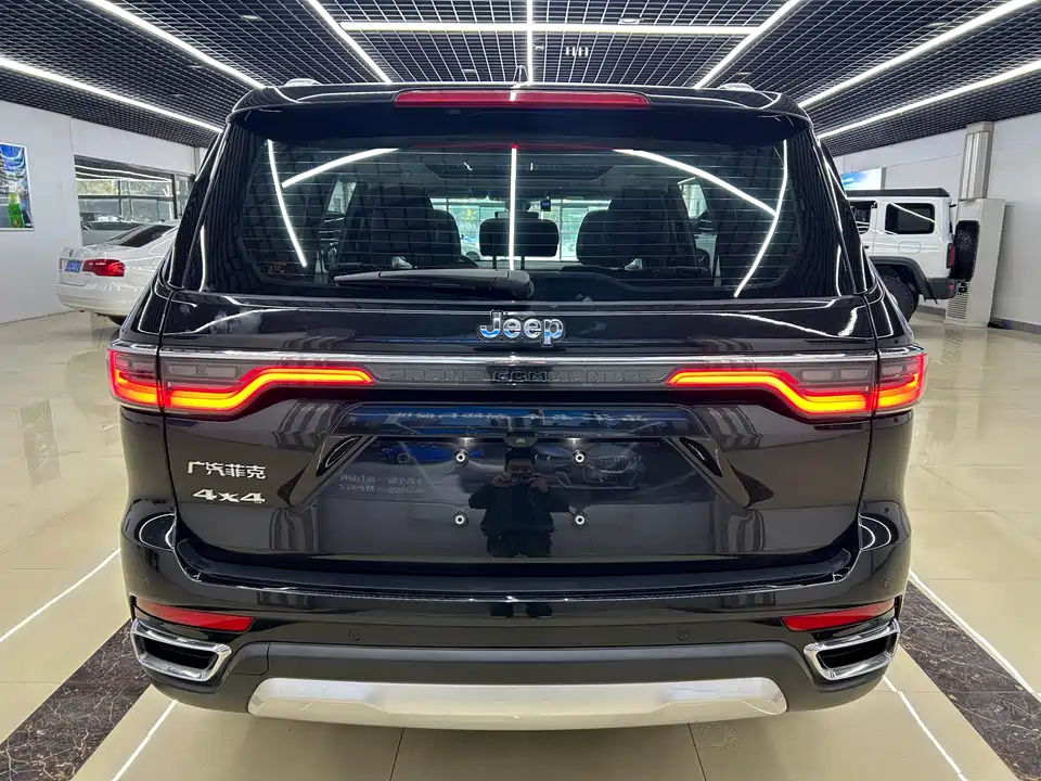 Jeep Grand Commander