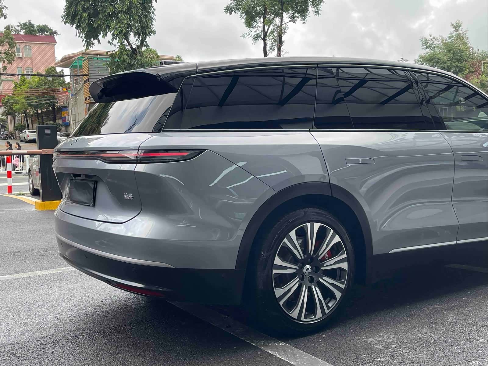 NIO ES8, 2024 12